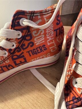 Orange 'Tigers' High-Top Kids Sneakers